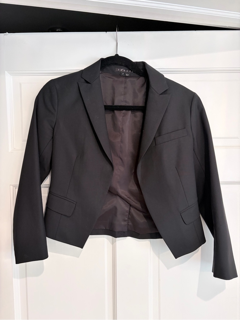 Theory Black Tailored Power Blazer Made in USA Size 2